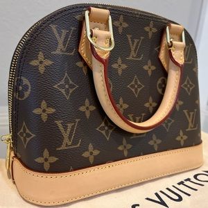 Louis Vuitton AlMa PM Good condition non scratches